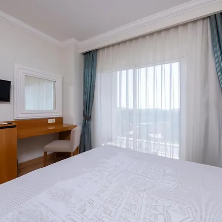 Lake&river Hotel&spa