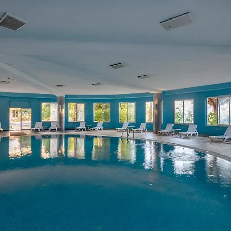Lake&river Hotel&spa Side