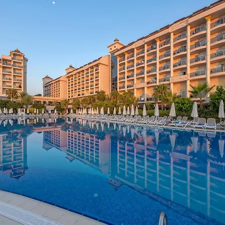 Lrs River & Hotel 5*