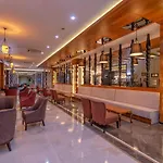 Lrs River & Ξενοδοχείο 5*